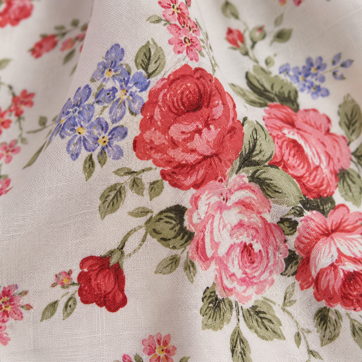 Red and pink rose short curtain with gingham header - print-detail