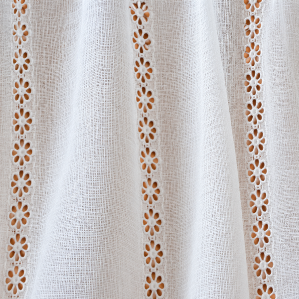 Woven Crochet Lace Cafe Curtain - fabric detail