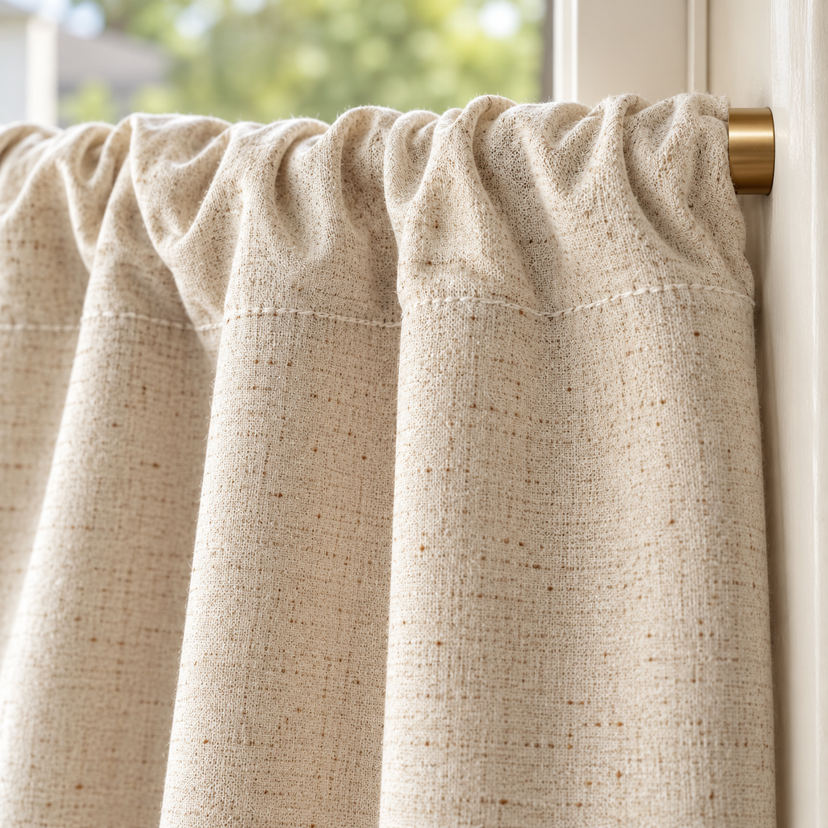 Ruffled Farmhouse Cafe Curtain - header detail