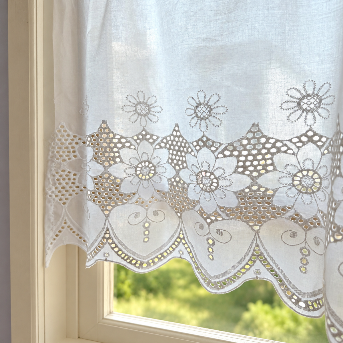 Floral Embroidered Lace Cafe Curtain - hem detail